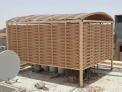 خبراء في توريد وتركيب مظلات خزانات المياه لجميع الأسطح