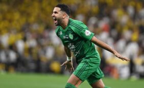 منصات التواصل تشتعل: هدف رياض محرز الأجمل هو حديث الساعة