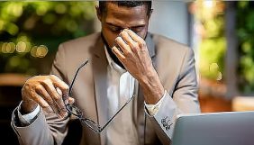 كفاءة العمل وتأثير المزاج: استراتيجيات لتعزيز الأداء المهني