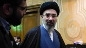 تفاصيل تعيين مجتبى خامنئي المرشد الأعلى الثالث لإيران بعد والده