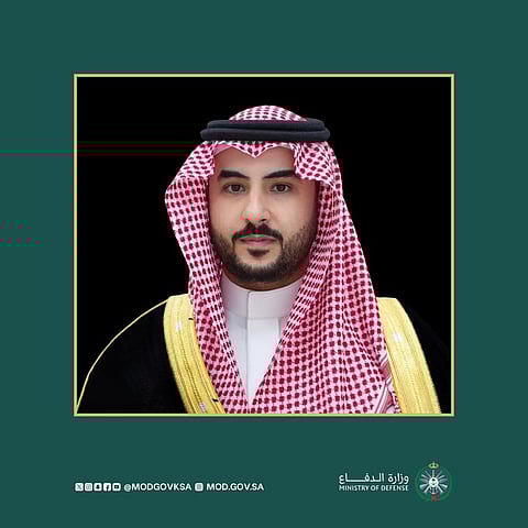 خلال اتصال هاتفي مع الأمير خالد بن سلمان.. وزير الدفاع السويدي يدين الاعتداءات الإيرانية على المملكة