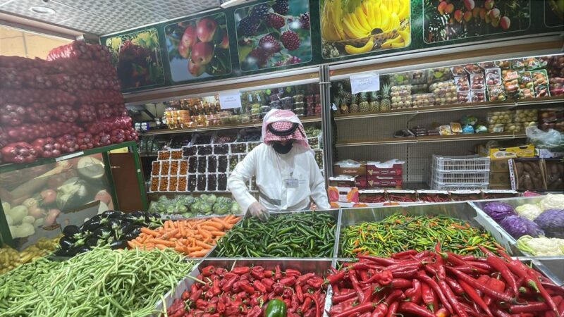 من أجل مجتمع صحي: الرقابة على أسواق الرياض ودورها الحيوي