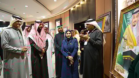 مكتبة المؤسس تحتفي بيوم العلم بمعرض فني تشكيلي بعنوان «في حب الأخضر»