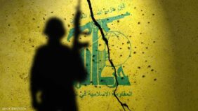 المواجهة مستمرة: استهداف قاعدة الرملة وديناميكية الصراع