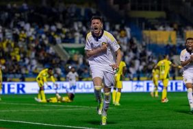 النصر يكتسح الخليج بخماسية نظيفة ويواصل تصدر «دوري روشن»