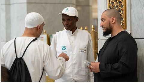 أكثر من 350 ألف مستفيد من الترجمة والإجابة عن الاستفسارات بالمسجد الحرام