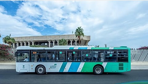حافلات المدينة ترفع جاهزية النقل الترددي لنقل المصلين إلى المسجد النبوي ليلة 27 رمضان