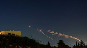 تلفزيون سوريا: أصوات الانفجارات في دمشق ناتجة عن اعتراض إسرائيل صواريخ إيرانية