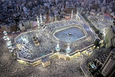 مفتي المملكة يوضح بعض أحكام صلاة العيد وزكاة الفطر