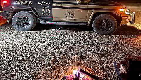 «الأمن البيئي» يضبط مواطنًا لإشعاله النار في غير الأماكن المخصصة لها بمحمية طويق الطبيعية