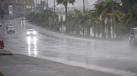 تأهب للتقلبات الجوية: تحذيرات الدفاع المدني للمواطنين والزوار