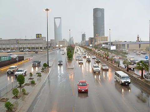 «الأرصاد»: أمطار متوسطة إلى غزيرة على الرياض يومي الخميس والجمعة القادمين