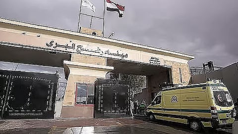 عودة الفلسطينيين إلى غزة: جهود متواصلة لرفع المعاناة