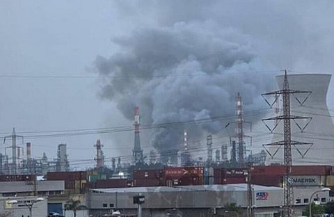 أزمة حادة: منشآت الطاقة الإيرانية ومضيق هرمز في قلب التحديات