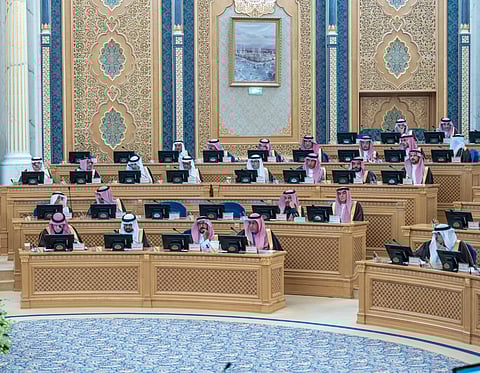 استكشاف قرارات مجلس الشورى السعودي: تحفيز النمو الاقتصادي