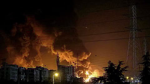 بدء هجمات على السكك الحديدية والمعابر الحدودية بجميع أنحاء إيران