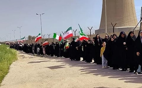 نموذج للصمود: حماية الأصول الاستراتيجية في إيران وحراك الشباب