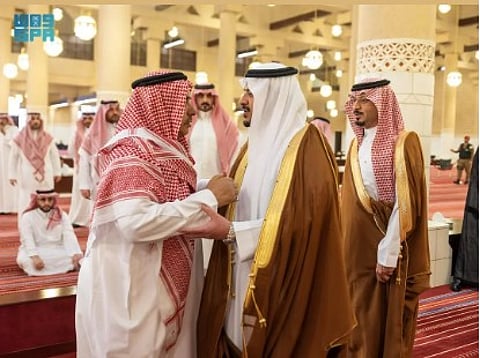 الرياض تودع الأميرة فوزية بنت سعود: مراسم مؤثرة في جامع الإمام تركي