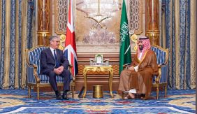 ولي العهد يلتقي ورئيس الوزراء البريطاني يبحثان مستجدات الأوضاع الإقليمية