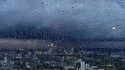 أمطار جازان ونجران: مشاهد من السيول والرياح الهابطة بالمناطق الجنوبية