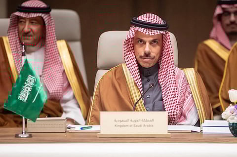 وزير الخارجية يتلقى اتصالا هاتفيًا من نظيره الإيراني ويبحثان مستجدات المفاوضات بين واشنطن وطهران