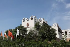 تطلعات دولية لنجاح محادثات السلام بين طهران وواشنطن لإنهاء التوتر