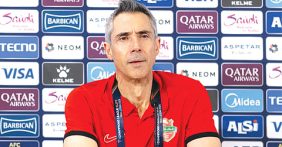 مدرب شباب الأهلي الإماراتي: الفوز على تراكتور الإيراني خطوة تعزز ثقافة الانتصار