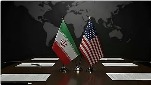 إعلام باكستاني: قائد الجيش يبحث مع مسؤولين كبار في طهران تفاصيل الرسائل الأمريكية