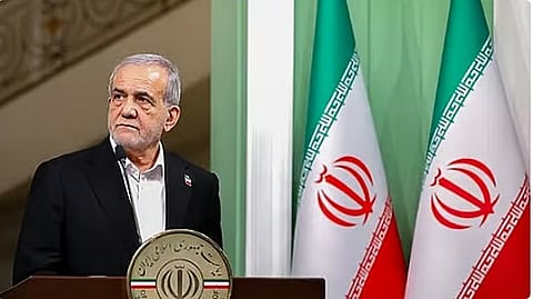 الرئاسة الإيرانية: بزشكيان ناقش مع رئيس وزراء باكستان المفاوضات ووقف النار