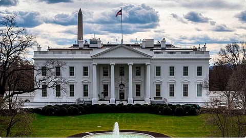 ماذا بعد استقالة لوري تشافيز-ديريمر من منصبها الوزاري؟