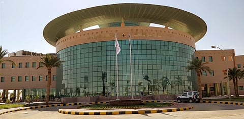 جامعة حفر الباطن تعتمد نظام التعليم عن بعد لمواجهة تقلبات الأرصاد