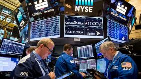 أسباب الهبوط المفاجئ وتراجع الأسهم الأمريكية في نيويورك