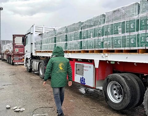 تفاصيل توزيع المساعدات السعودية لغزة في المناطق الوسطى والجنوبية