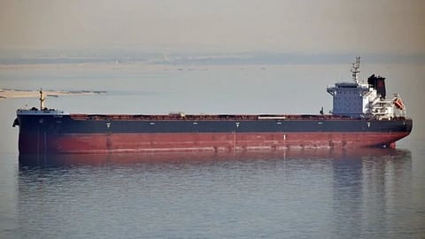 رؤية شاملة حول الأمن البحري الإقليمي والتحركات الدولية في المياه الإقليمية