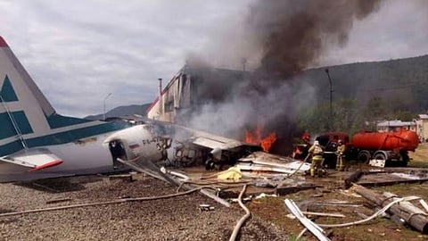 كيف أدى الطقس السيئ إلى سقوط طائرة في جنوب السودان؟