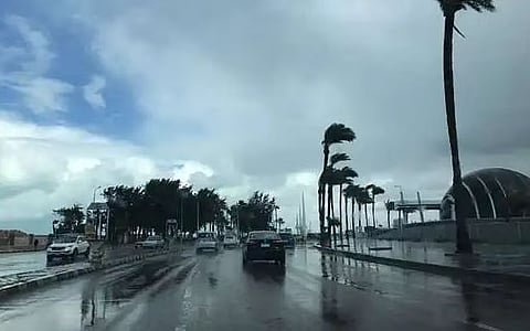 «الأرصاد»: أجواء غائمة جزئيًا ورياح نشطة على مكة المكرمة.. وأمطار متوسطة على نجران